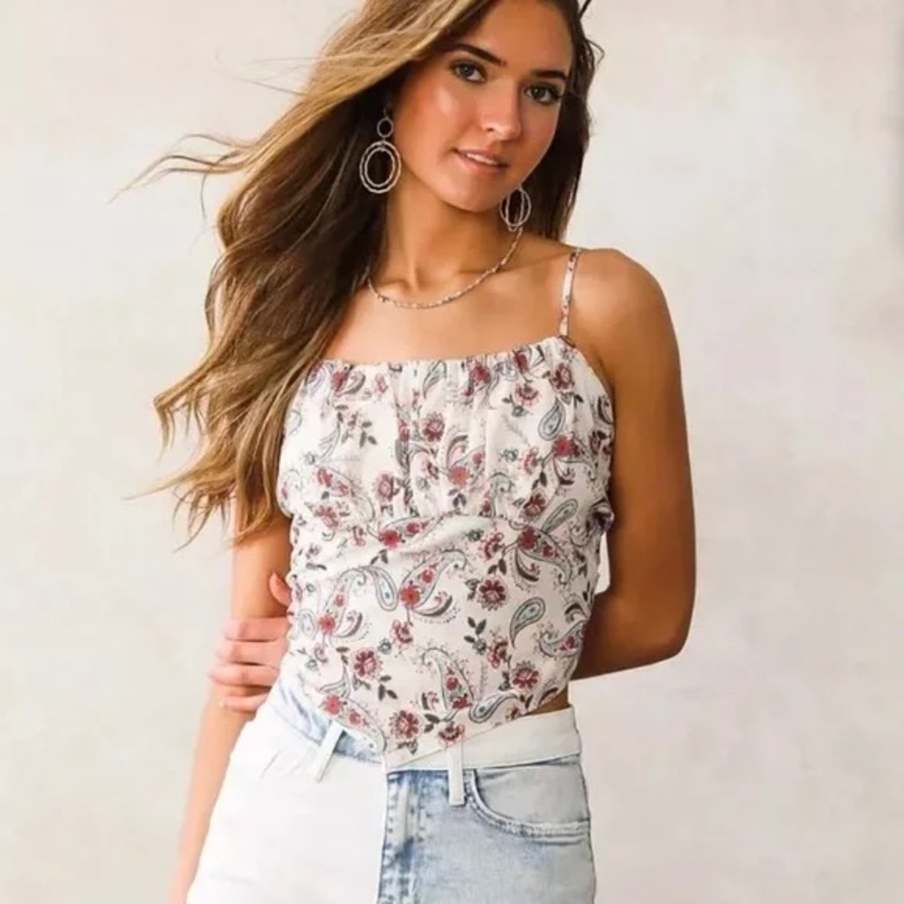 NWT Willow & Root Floral Paisley Cropped Tank Top (Buckle)